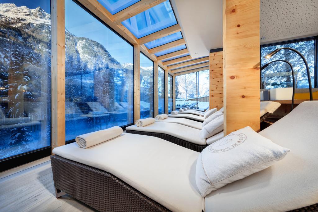 Naturhotel Waldklause Längenfeld Exteriör bild