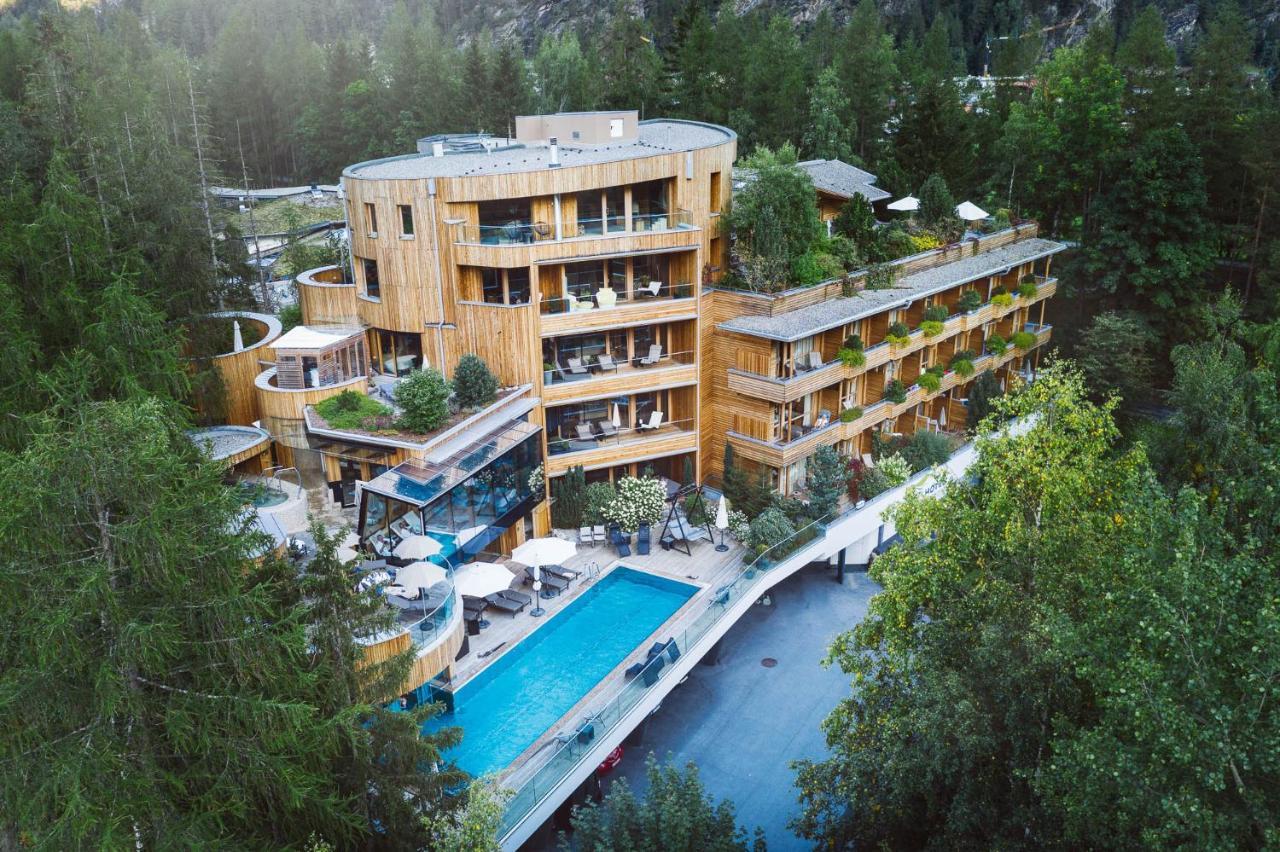 Naturhotel Waldklause Längenfeld Exteriör bild